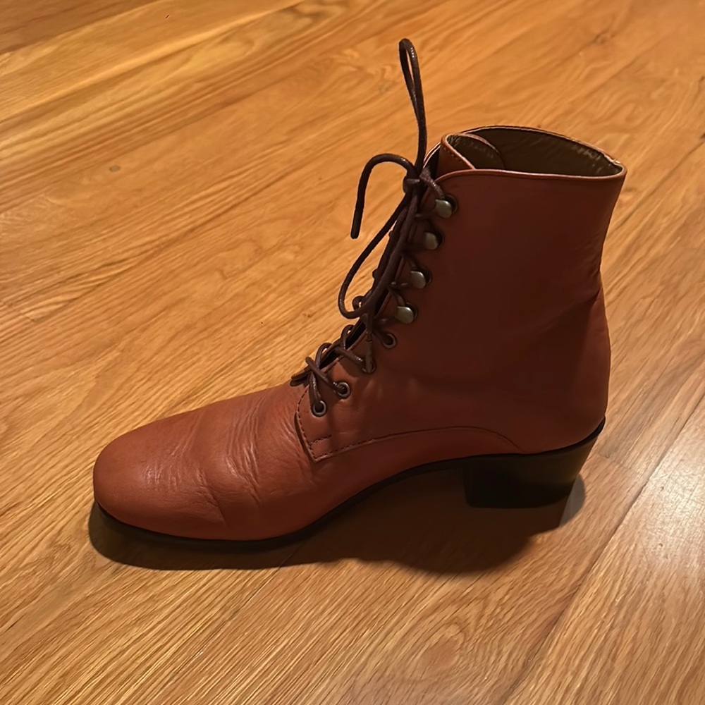 The Dawn Boot